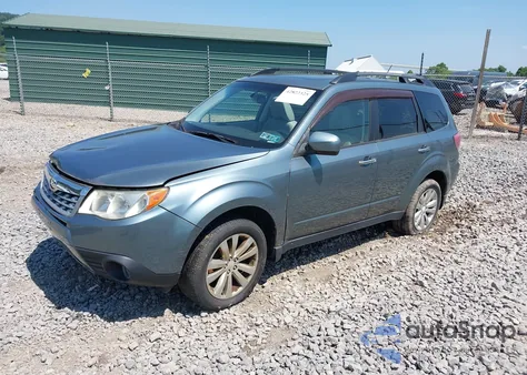 2012 Subaru Forester 2.5X Premium z USA, uszkodzony, nr VIN JF2SHADC3CH440877